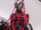 面具男伪娘